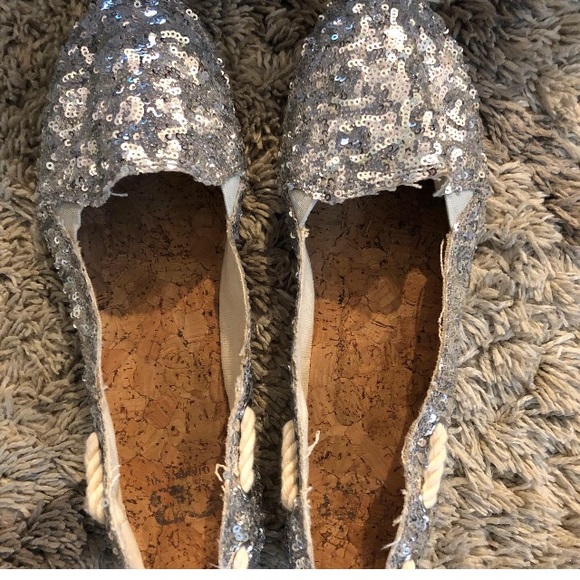 Gianni Bini Shoes - Silver Sequins Flats Gianni Bini Shoes - Silver Sequins Flats